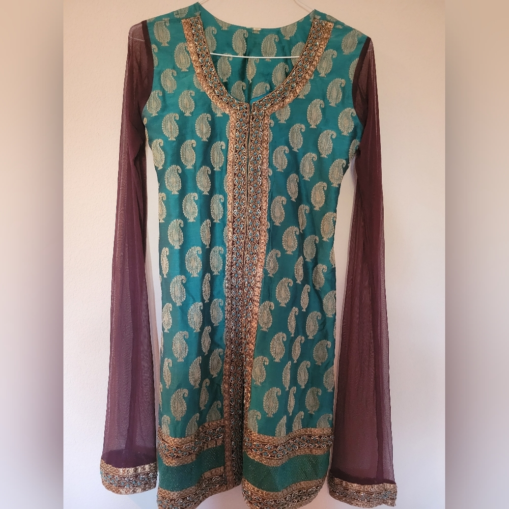 Womens kurta and choodidar set